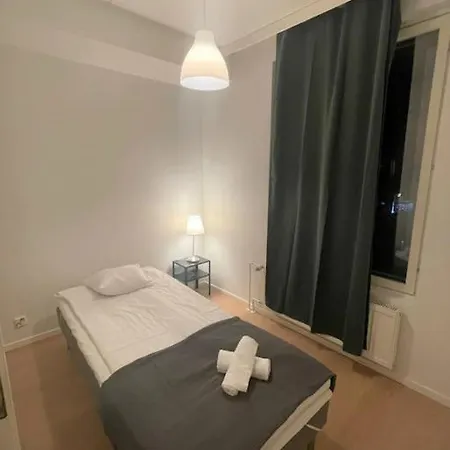 Kotimaailma - Saunallinen Kolmio Herttoniemessae